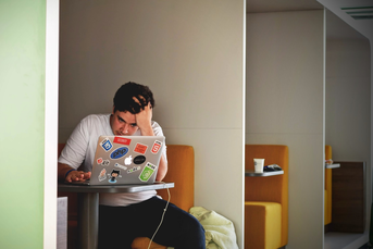 Stressbewältigung im Studium – mit diesen Tipps entspannst du dich aktiv  2.png