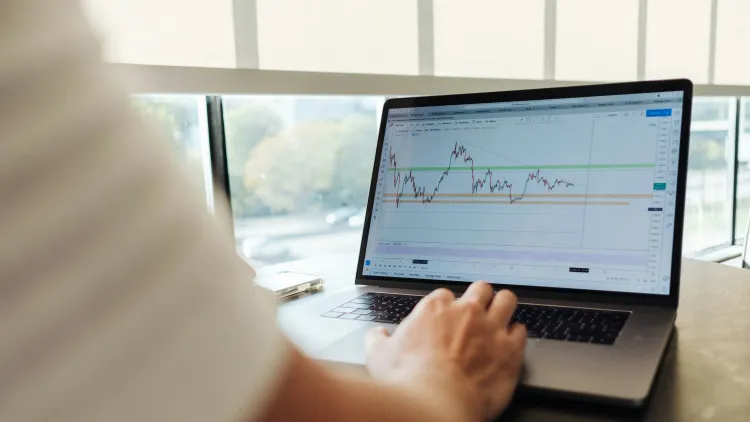 Geld anlegen als Student - Tipps