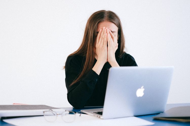 Stressbewältigung im Studium – mit diesen Tipps entspannst du dich aktiv 