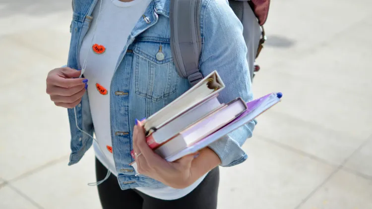 Weiterbildungsstipendium: Staatliche Förderung für dein Studium nach der Ausbildung